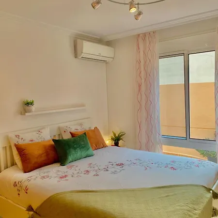 Villa Seaview - Pool, Air Con, Office Ready *