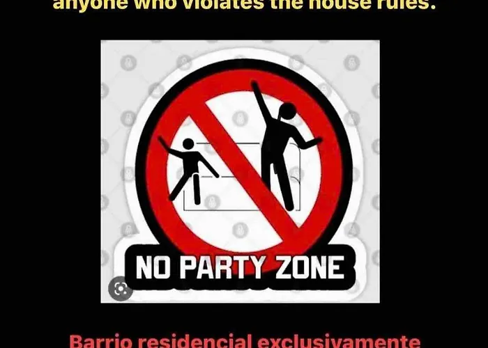 Seaview - Pool, Air Con, Office Ready * アデヘ