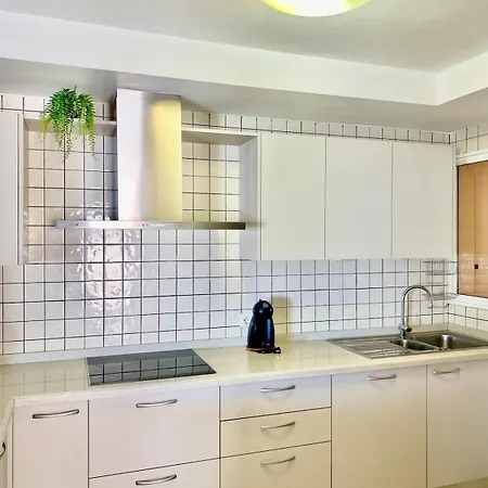 Seaview - Pool, Air Con, Office Ready Βίλα