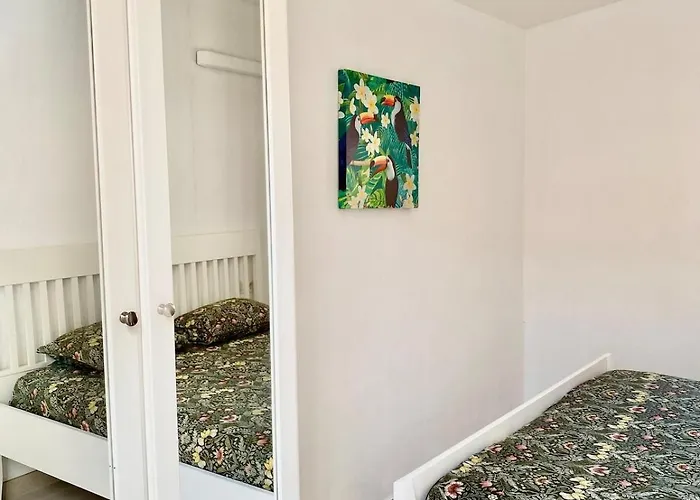 וילה Seaview - Pool, Air Con, Office Ready אדחה