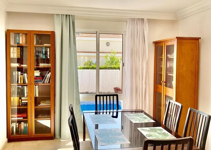 Seaview - Pool, Air Con, Office Ready Villa *